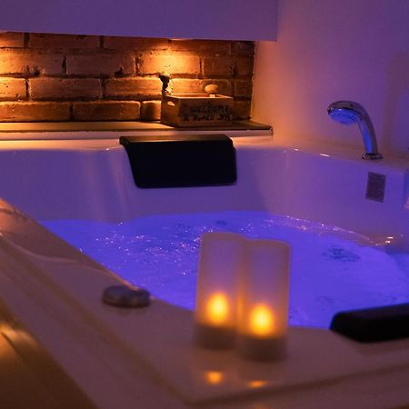 O Romeo - Suite Privee Fougeres Exterior foto